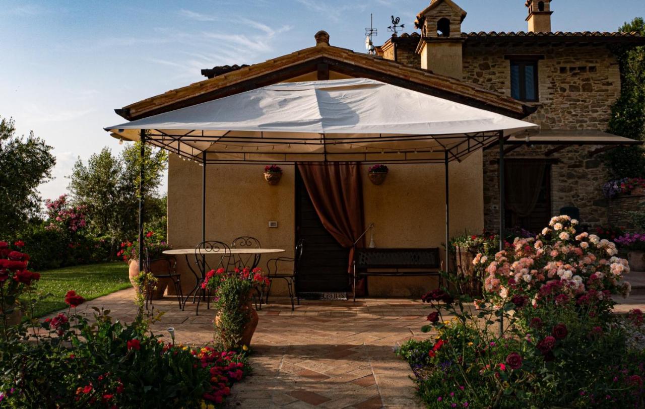 Il Casale Di Fiore Cannara ภายนอก รูปภาพ